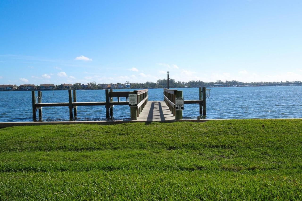 Anna Maria Island Beach Palms 7A เบรเดนทันบีช ภายนอก รูปภาพ